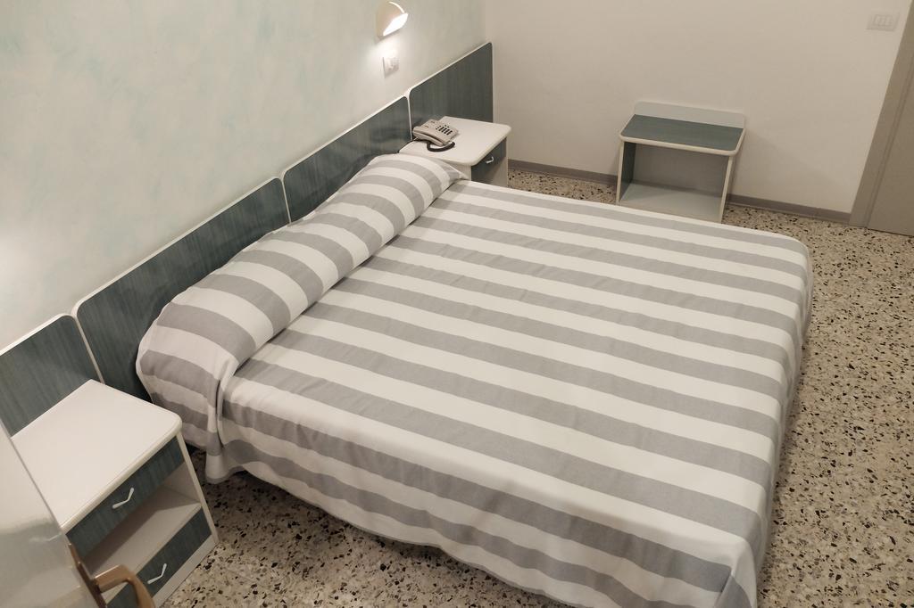 Hotel Aurea Rimini Eksteriør billede