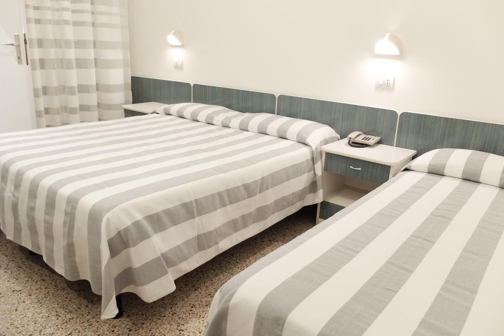 Hotel Aurea Rimini Eksteriør billede